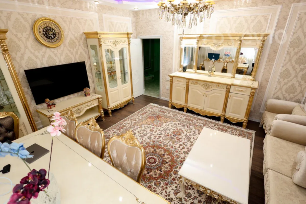 Satılır 3 otaqlı yeni tikili 115 m²