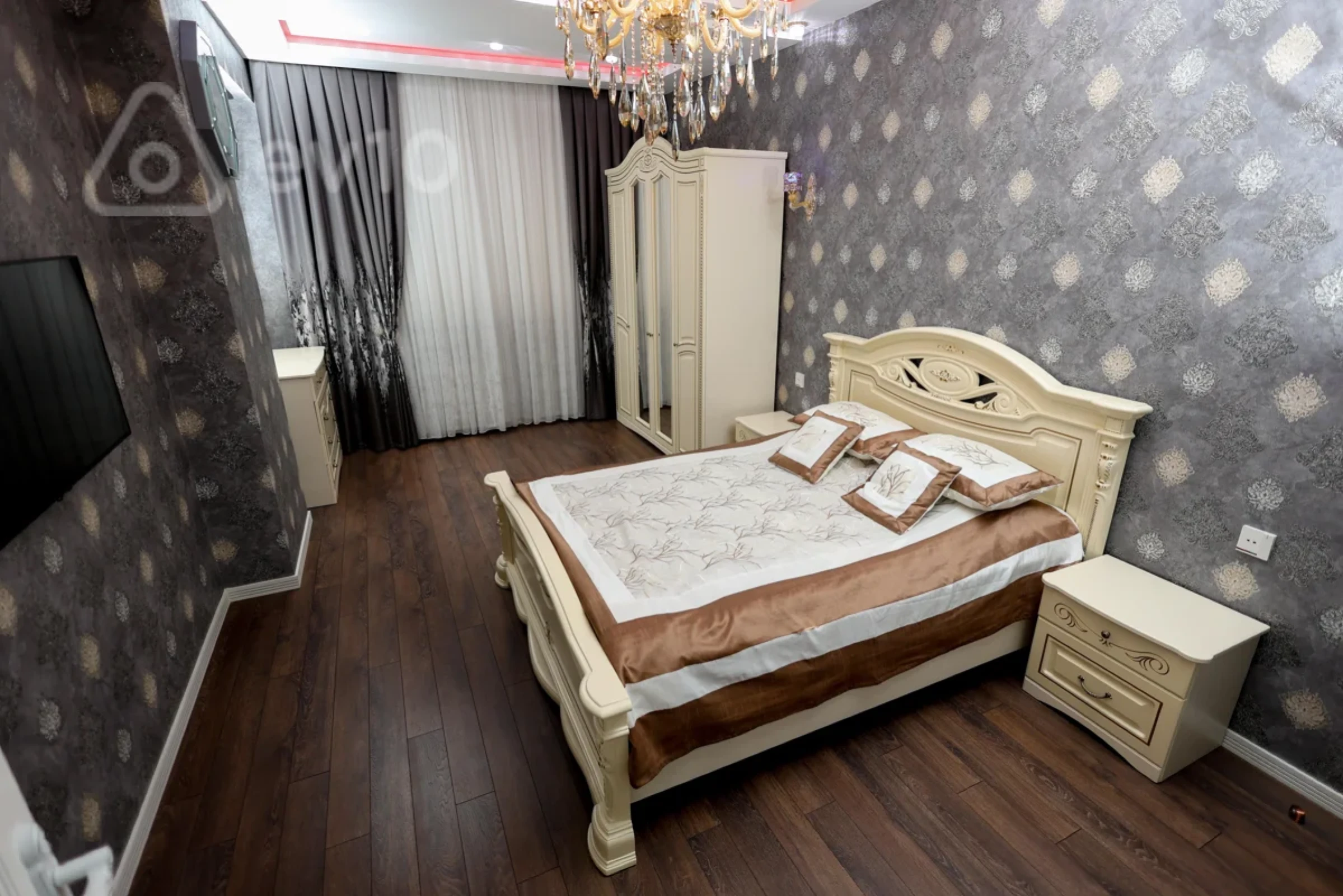 Satılır 3 otaqlı yeni tikili 115 m²