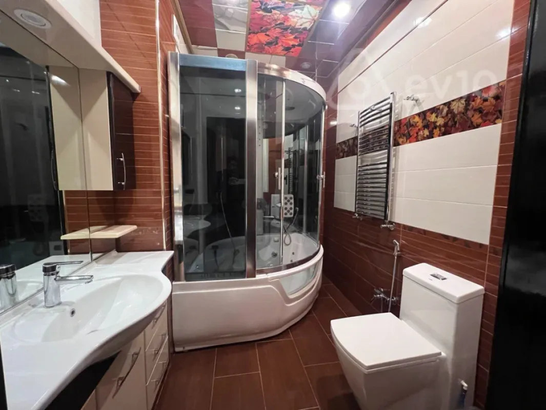 Kirayə verilir 2 otaqlı yeni tikili 95 m²