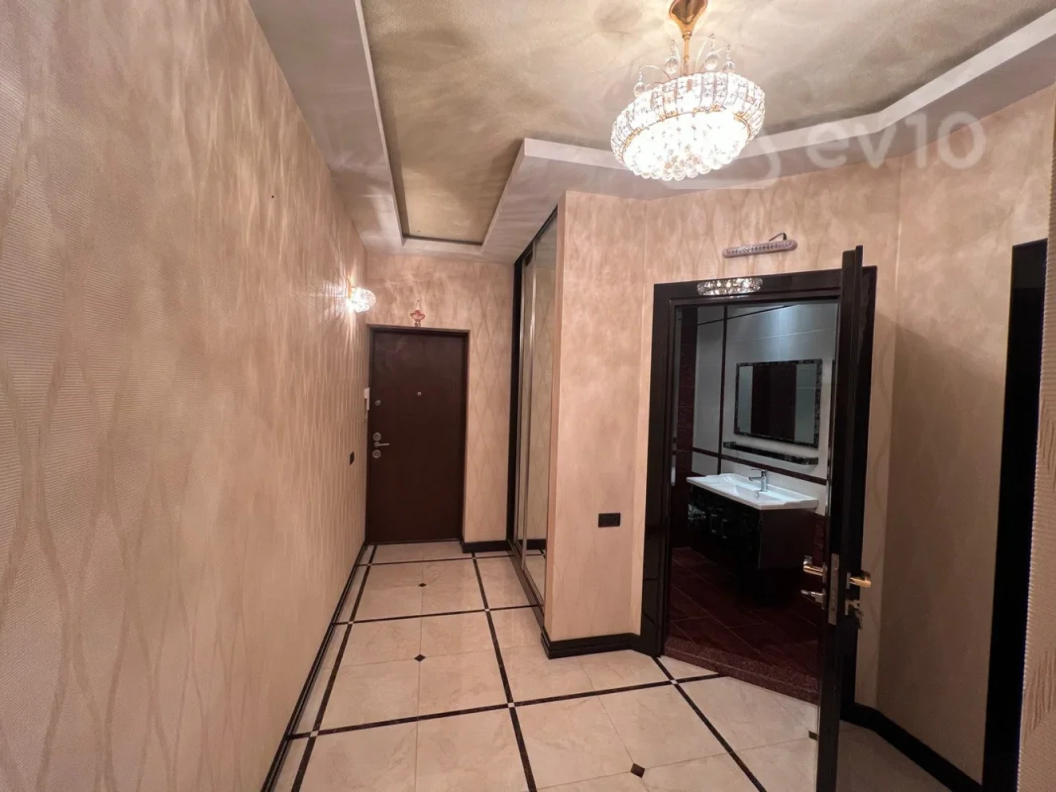 Kirayə verilir 2 otaqlı yeni tikili 95 m²