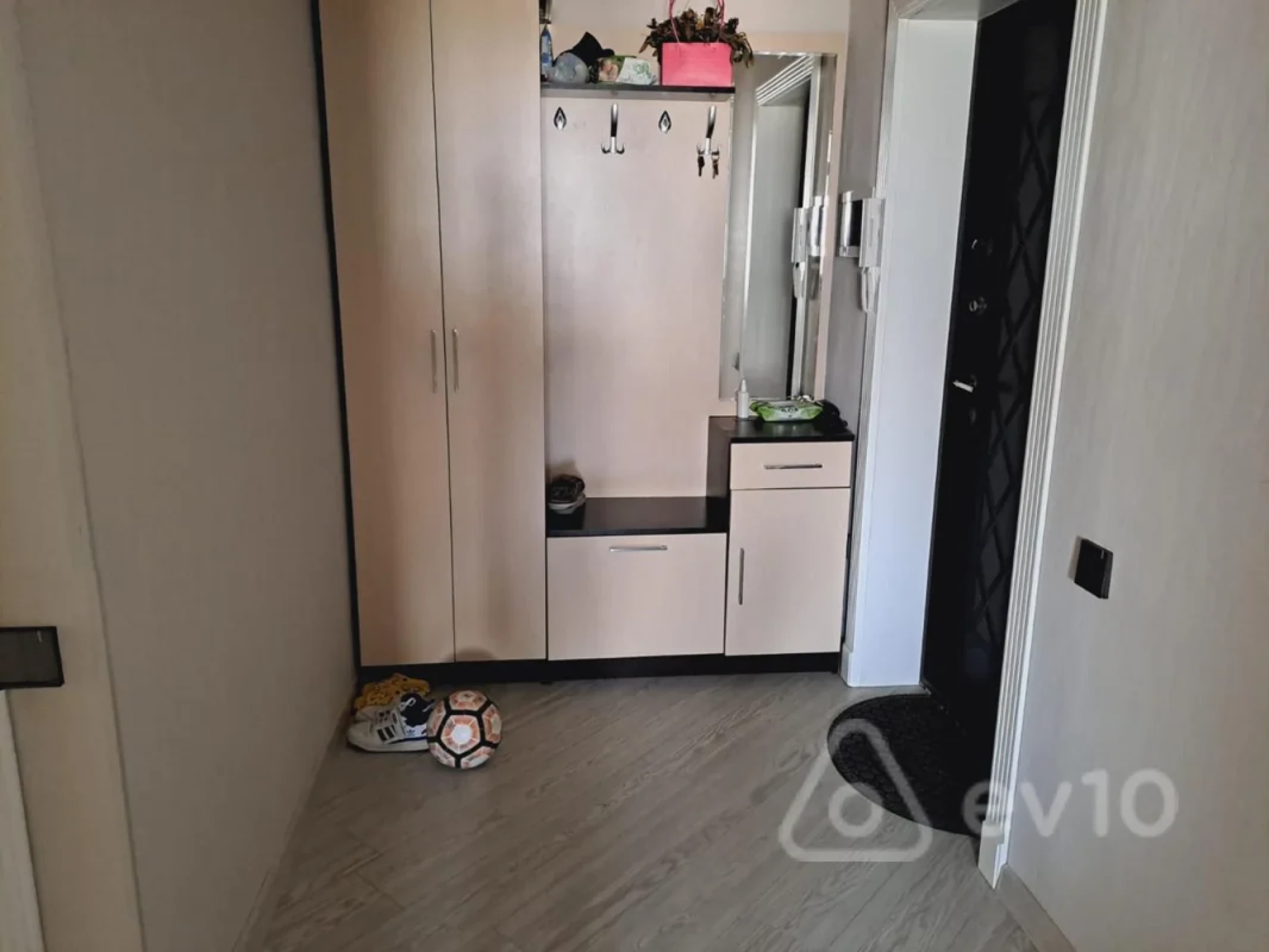 Satılır 3 otaqlı yeni tikili 95 m²