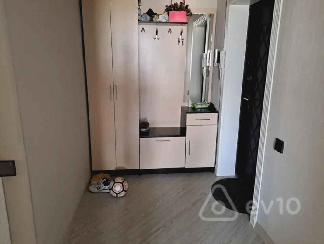 Satılır 3 otaqlı yeni tikili 95 m²