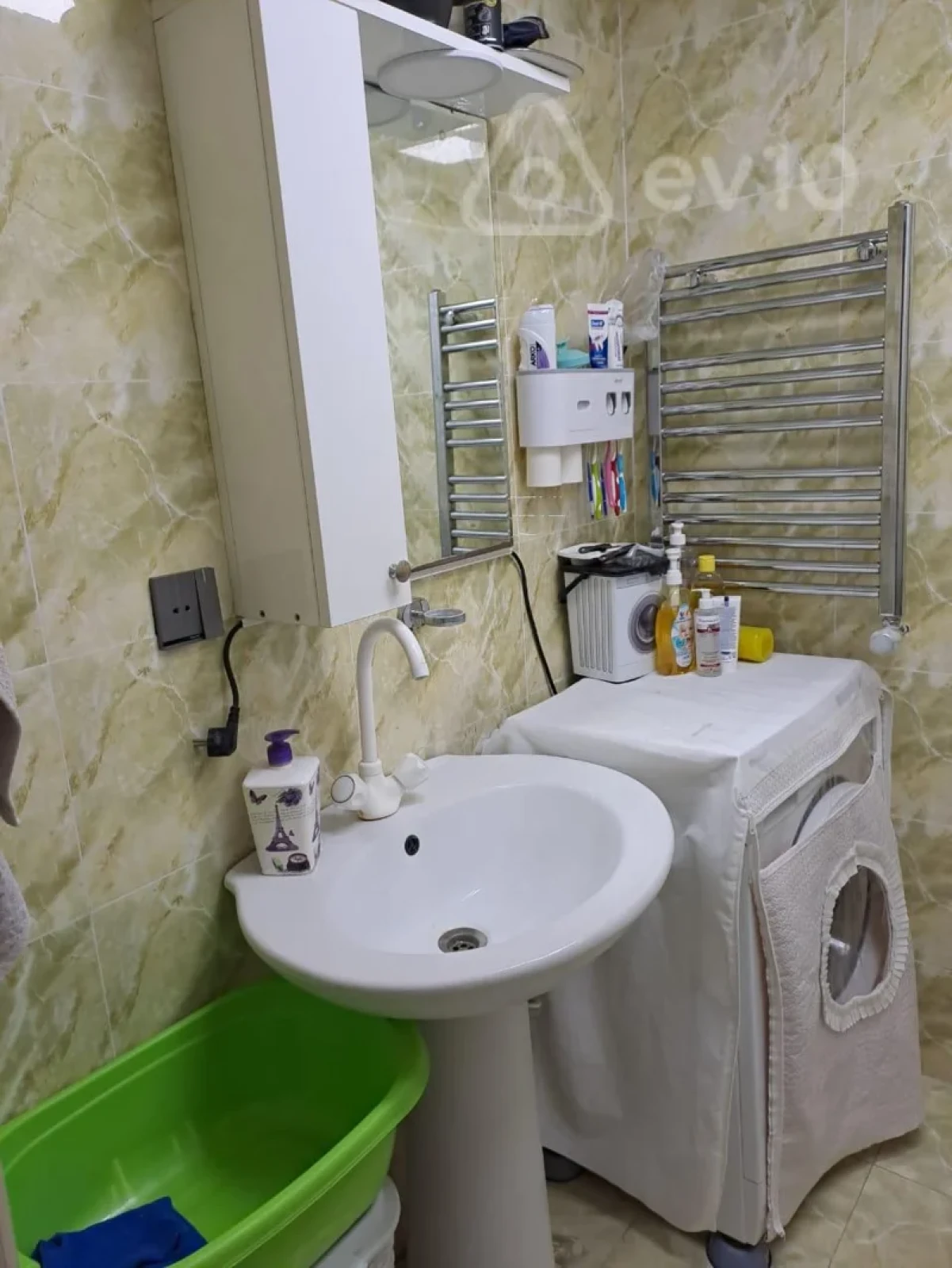 Satılır 3 otaqlı yeni tikili 95 m²