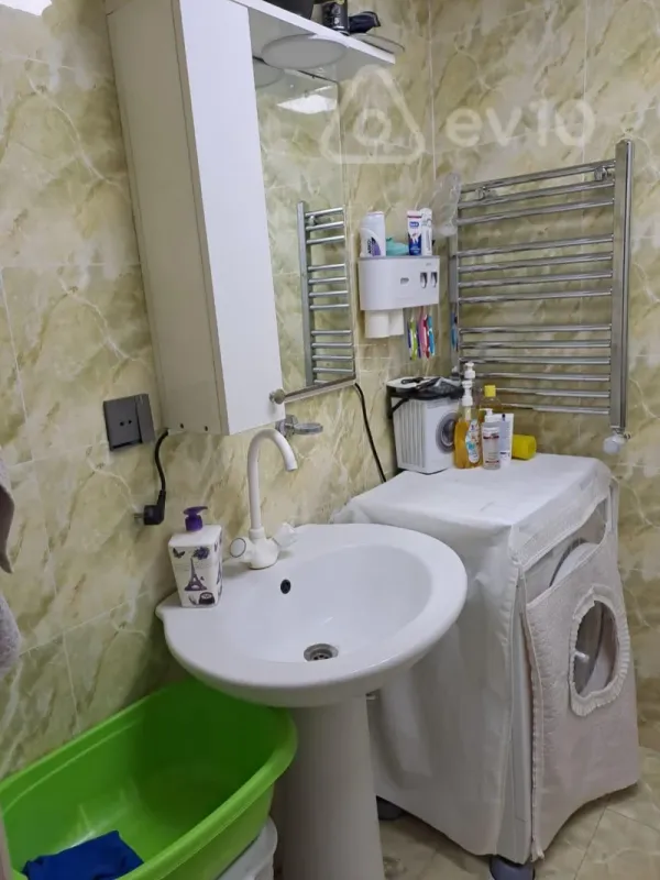 Satılır 3 otaqlı yeni tikili 95 m²