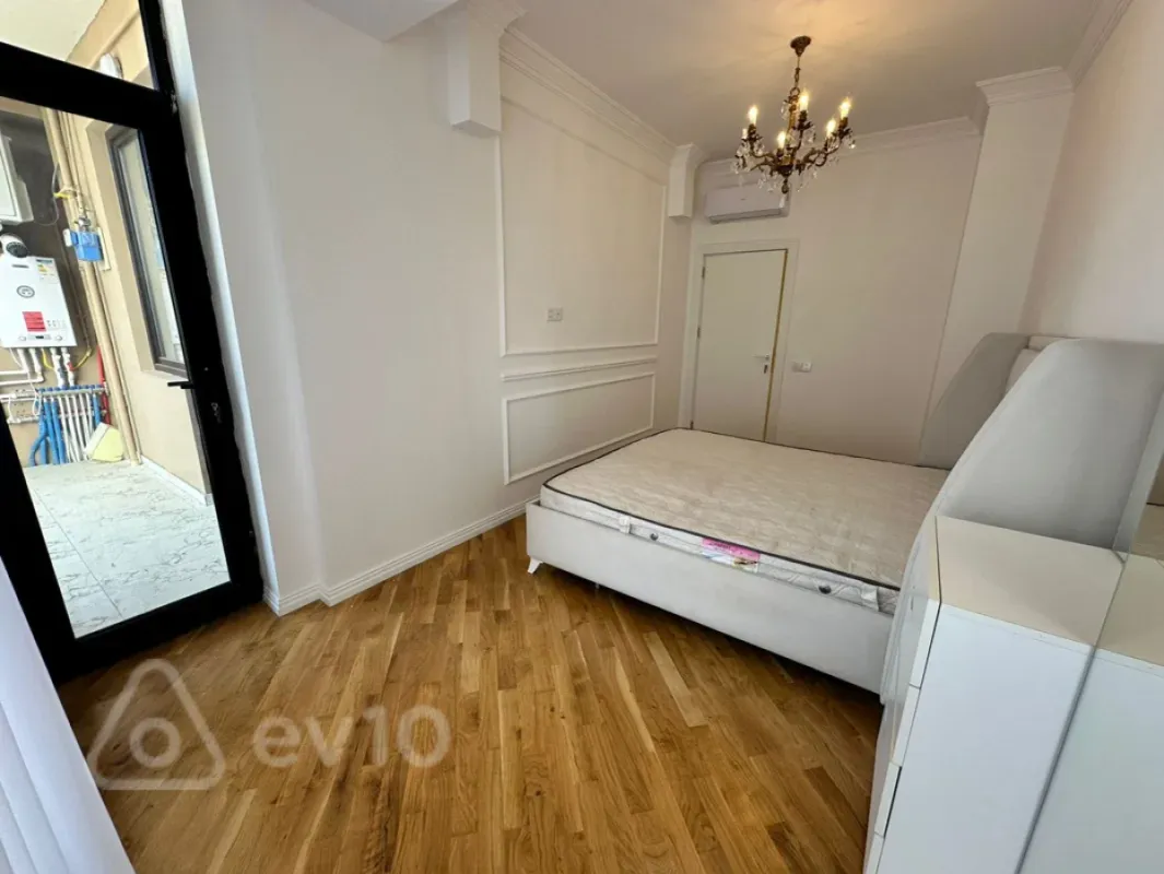 Kirayə verilir 1 otaqlı yeni tikili 90 m²