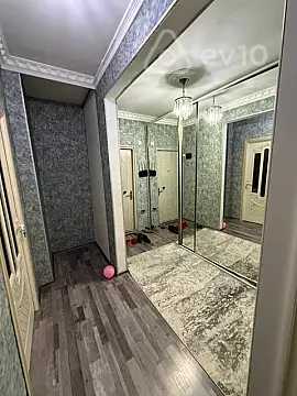 Satılır 3 otaqlı köhnə tikili 85 m²