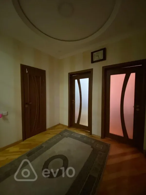 Satılır 3 otaqlı yeni tikili 95 m²