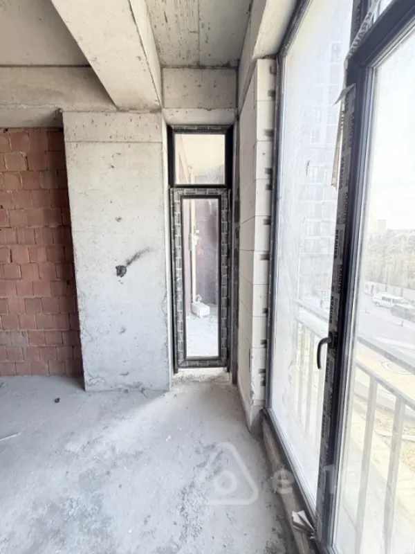 Satılır 2 otaqlı yeni tikili 62 m²