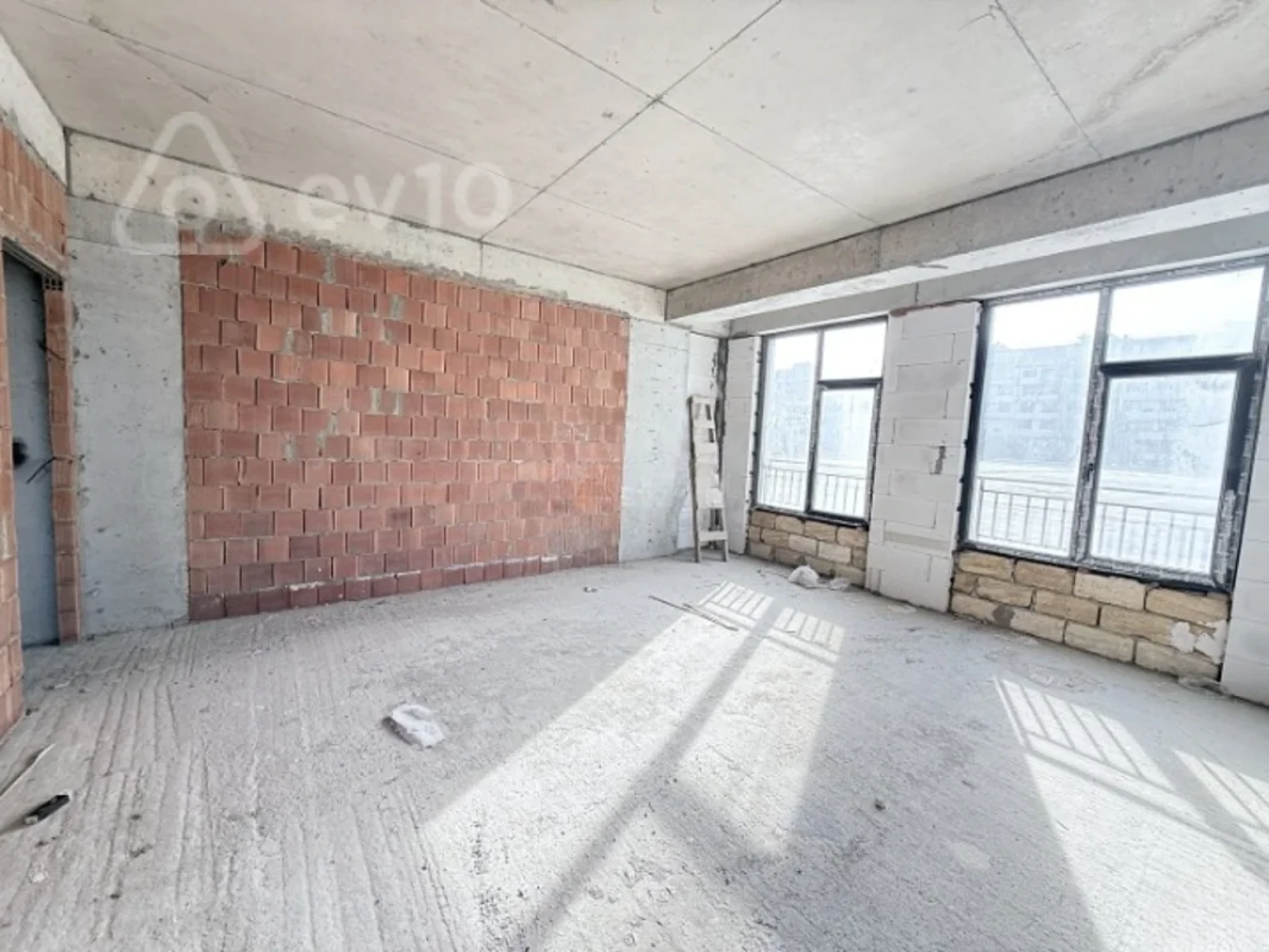 Satılır 2 otaqlı yeni tikili 62 m²