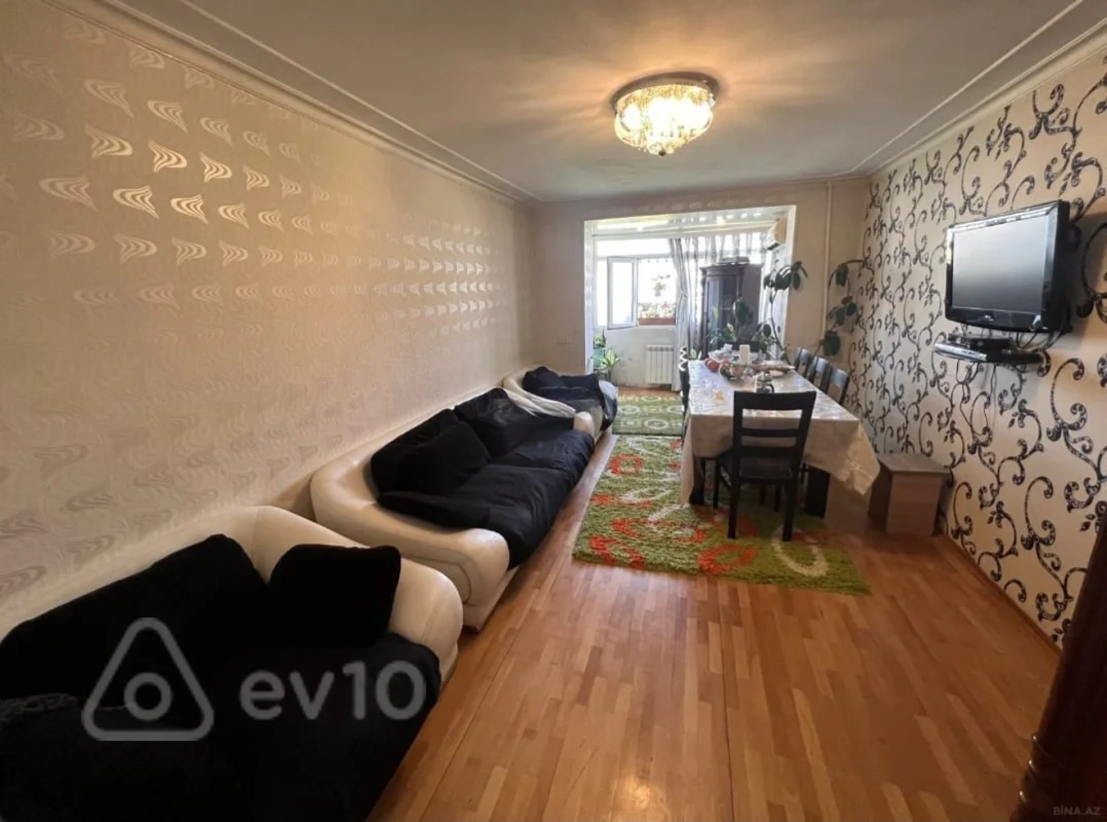 Kirayə verilir 3 otaqlı köhnə tikili 100 m²