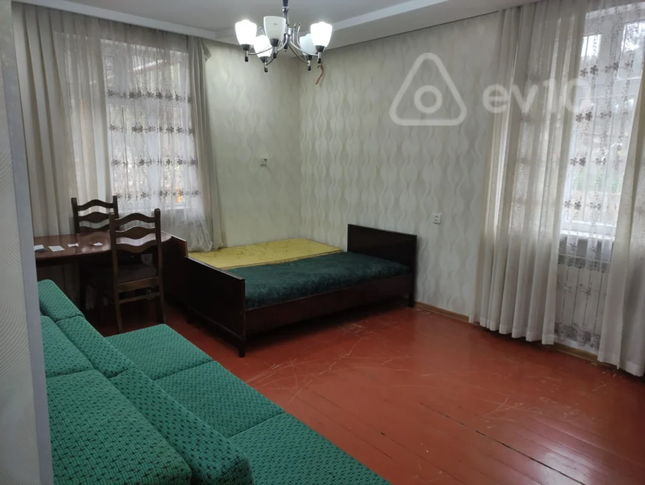 Kirayə verilir 1 otaqlı köhnə tikili 35 m²