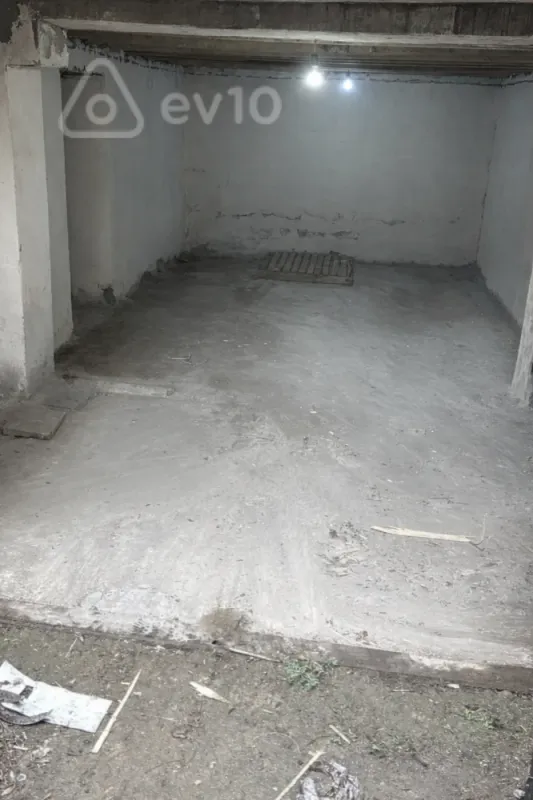 Kirayə verilir qaraj 45 m²