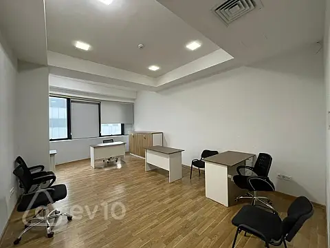 Kirayə verilir 4 otaqlı ofis 245 m² — Bakı, Nərimanov 4 otaq 245.00 m²