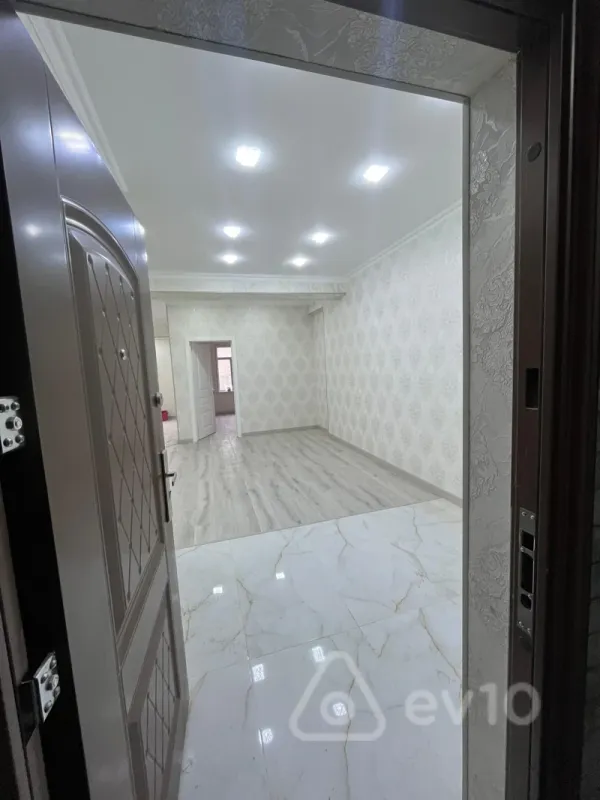 Satılır 1 otaqlı yeni tikili 60 m²