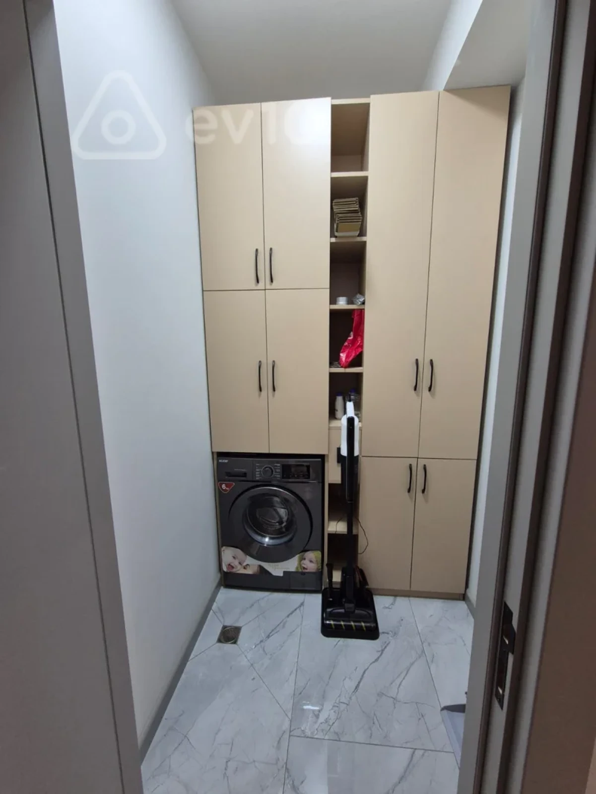 Kirayə verilir 3 otaqlı yeni tikili 90 m²