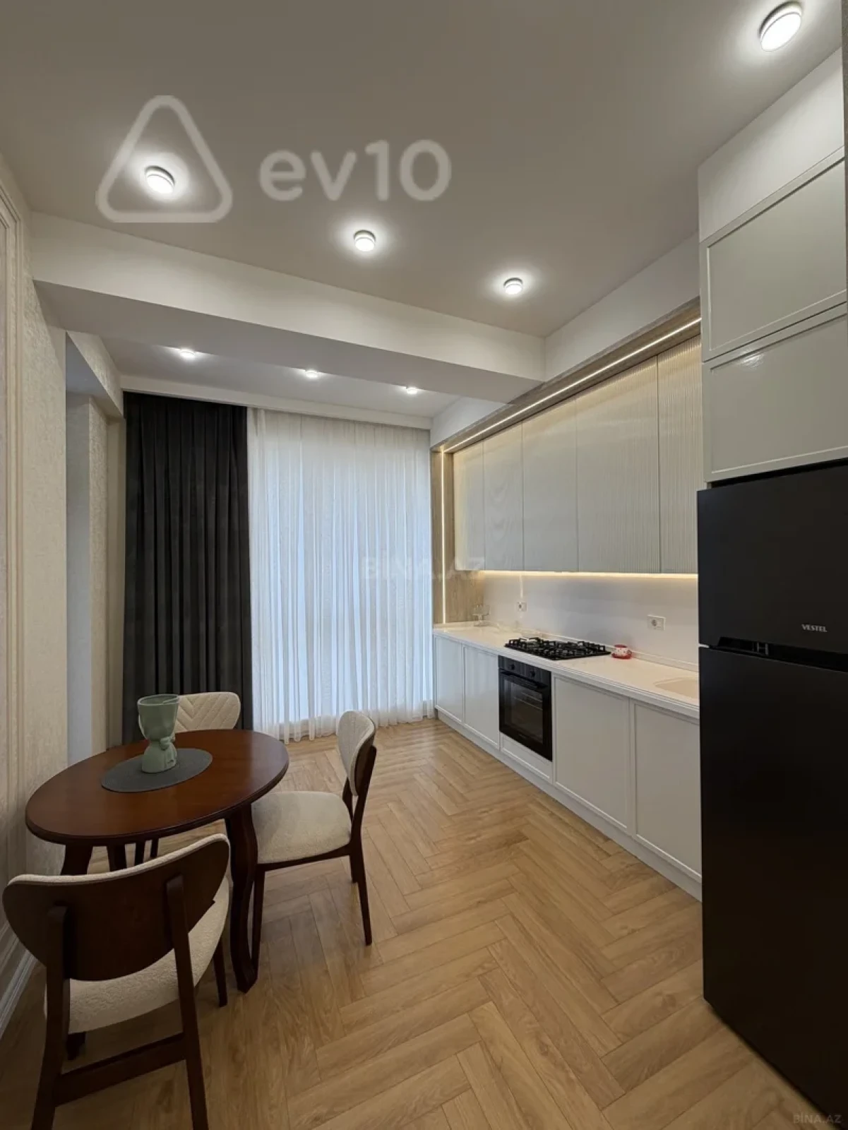 Kirayə verilir 3 otaqlı yeni tikili 110 m²