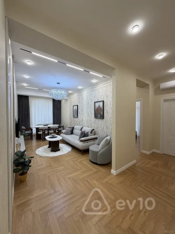 Kirayə verilir 3 otaqlı yeni tikili 110 m²