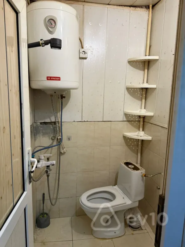 Kirayə verilir 1 otaqlı köhnə tikili 35 m²