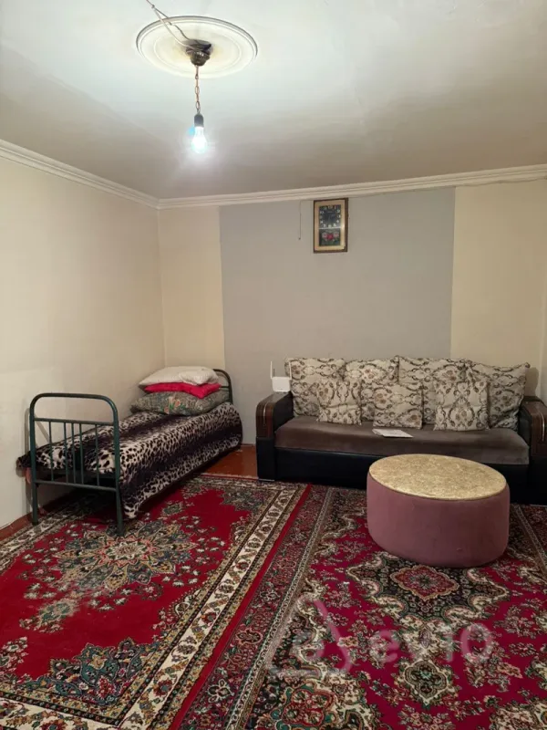 Kirayə verilir 1 otaqlı köhnə tikili 35 m²