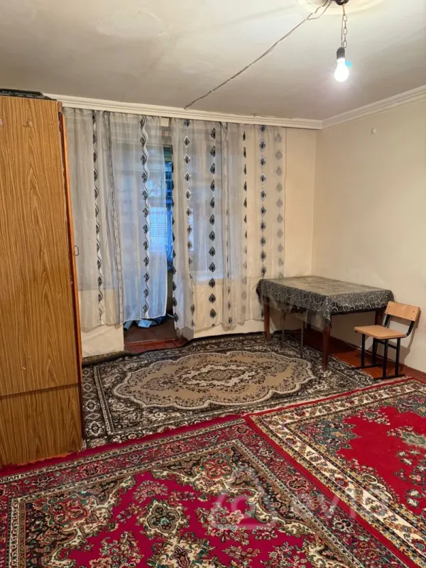 Kirayə verilir 1 otaqlı köhnə tikili 35 m²