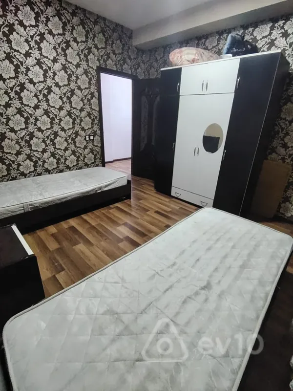 Kirayə verilir 3 otaqlı yeni tikili 110 m²