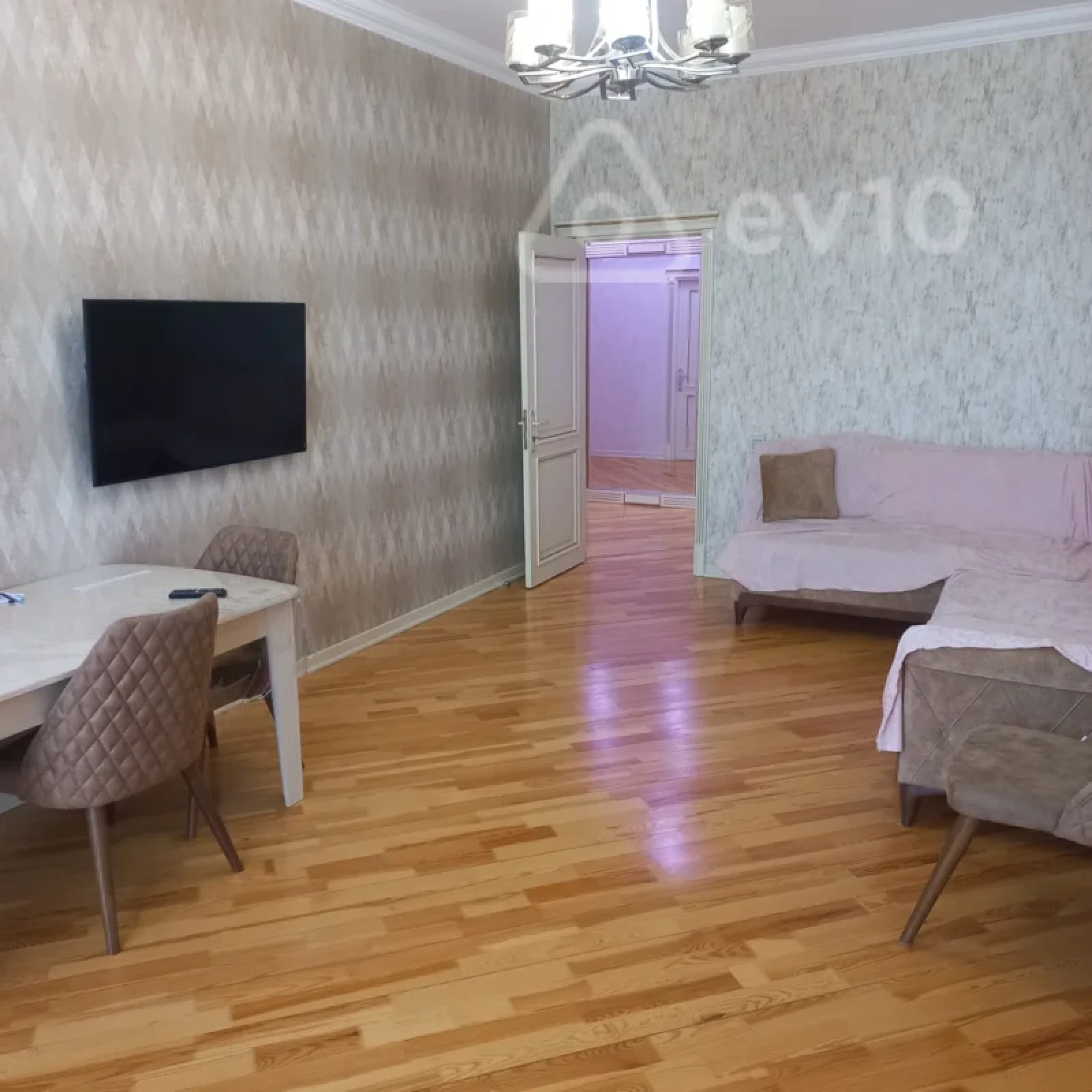 Kirayə verilir 2 otaqlı yeni tikili 88 m²