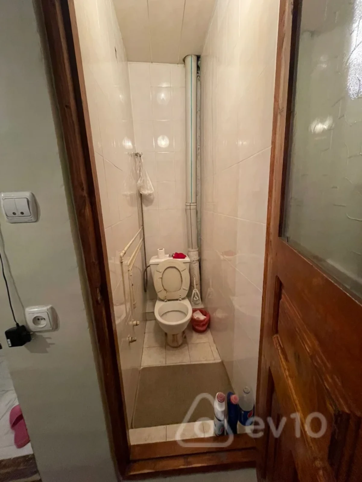 Satılır 5 otaqlı köhnə tikili 114 m²