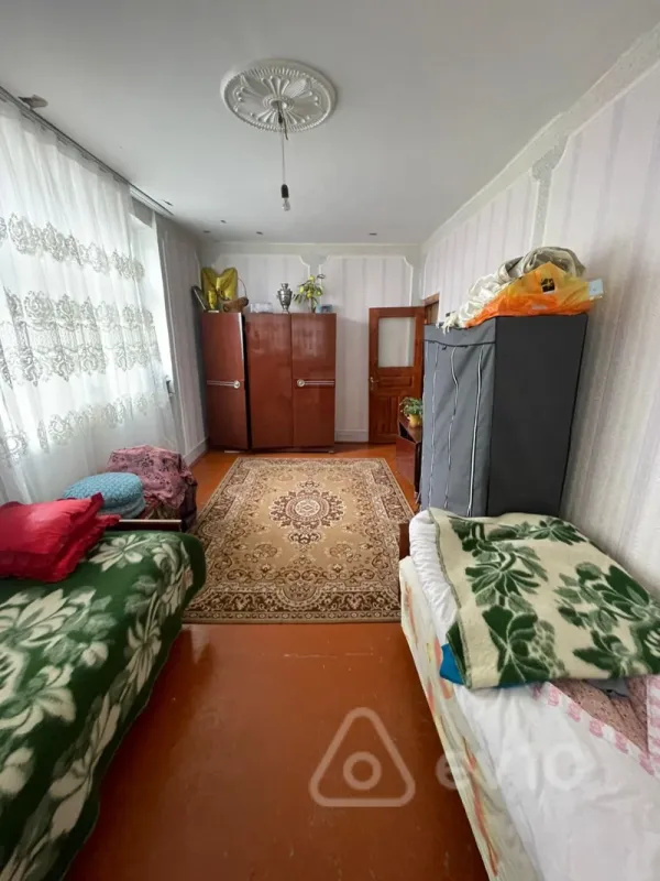 Satılır 5 otaqlı köhnə tikili 114 m²