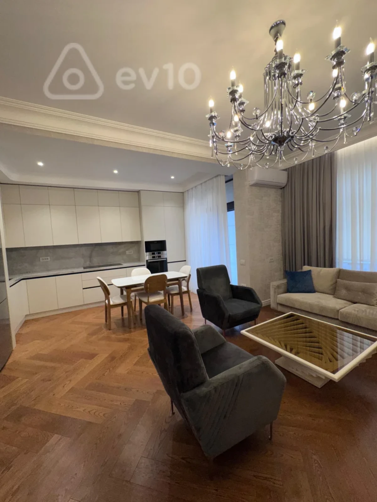 Kirayə verilir 2 otaqlı yeni tikili 86 m²