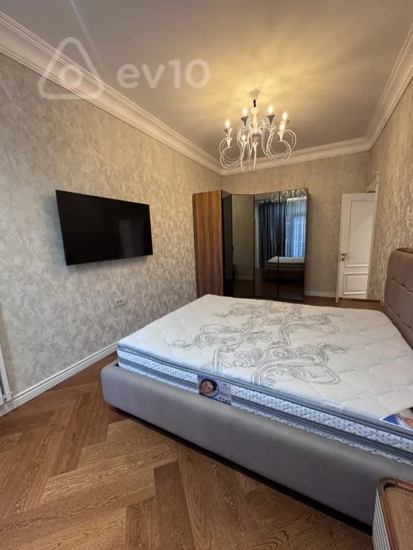 Kirayə verilir 2 otaqlı yeni tikili 86 m²