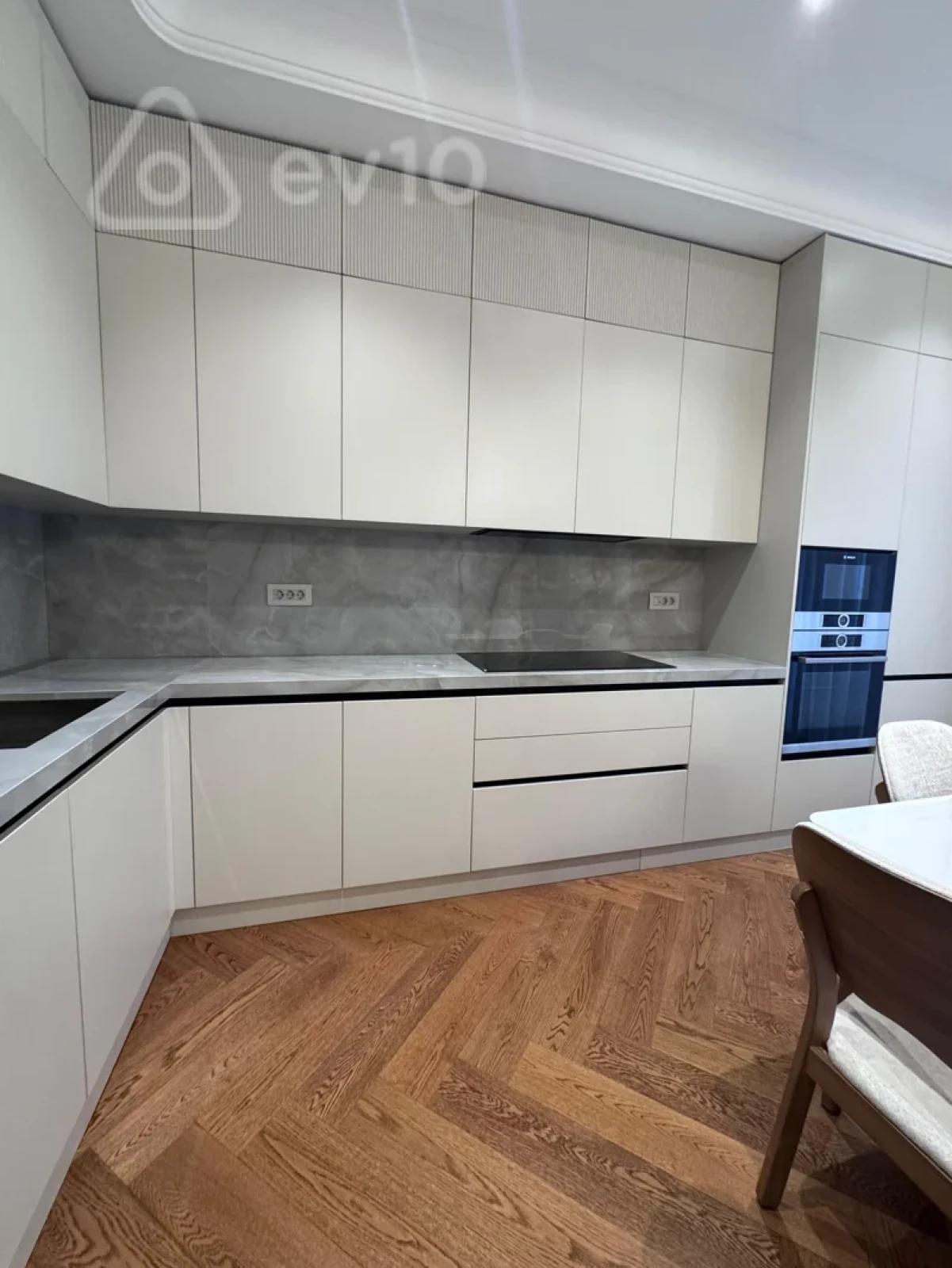 Kirayə verilir 2 otaqlı yeni tikili 86 m²