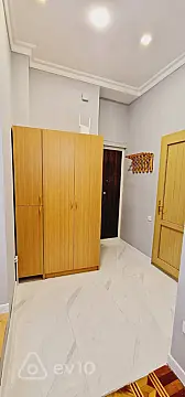 Kirayə verilir 2 otaqlı köhnə tikili 55 m²