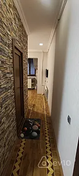 Kirayə verilir 2 otaqlı köhnə tikili 74 m²