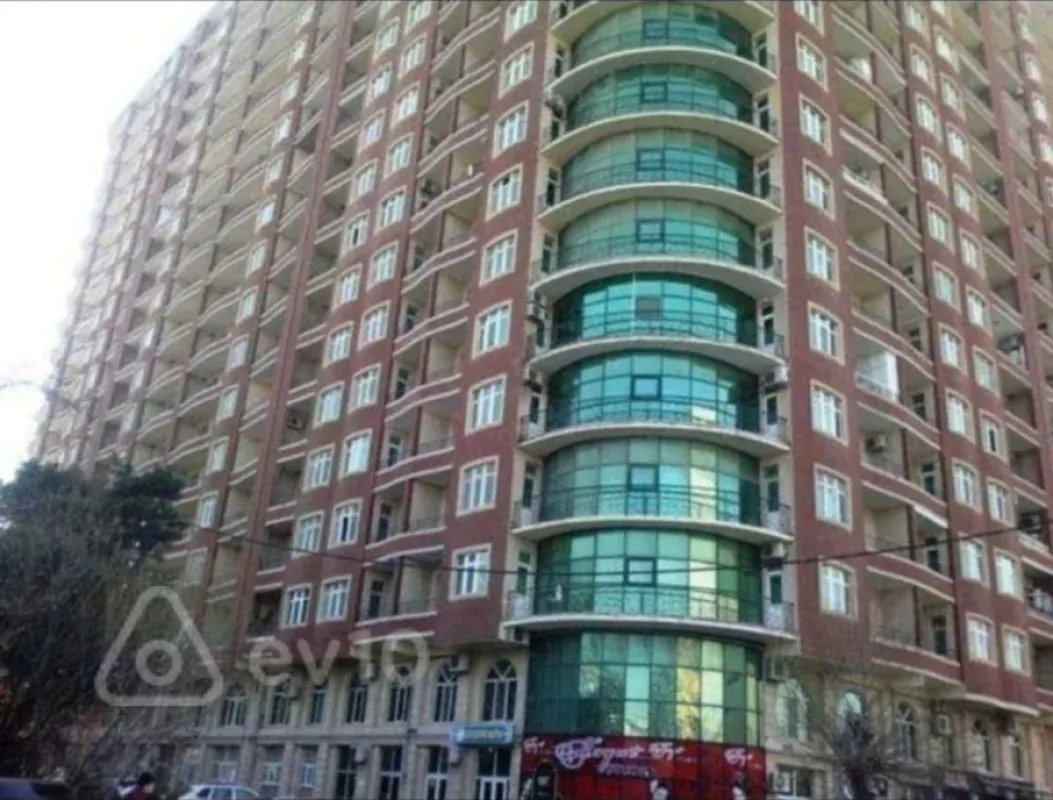 Satılır 3 otaqlı yeni tikili 163 m²