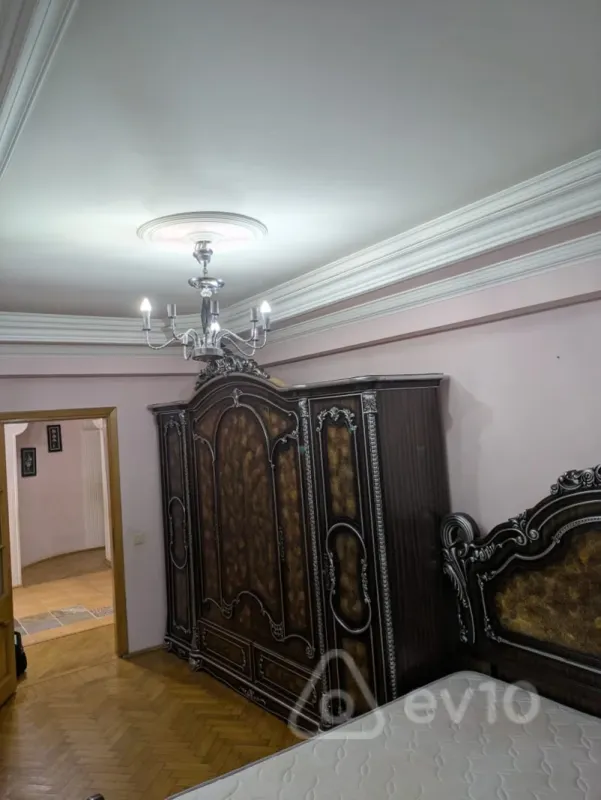 Kirayə verilir 3 otaqlı yeni tikili 85 m²