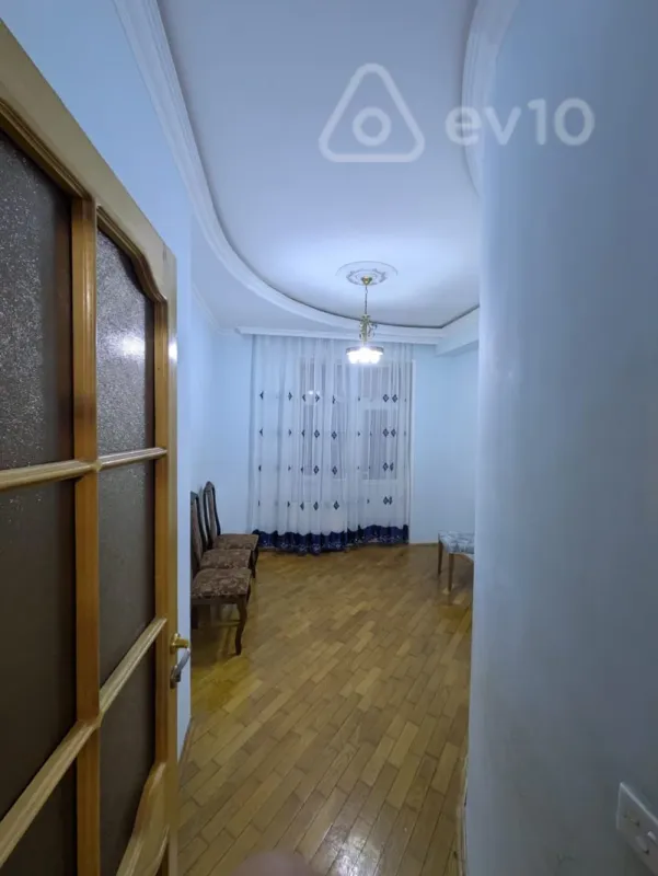 Kirayə verilir 3 otaqlı yeni tikili 85 m²