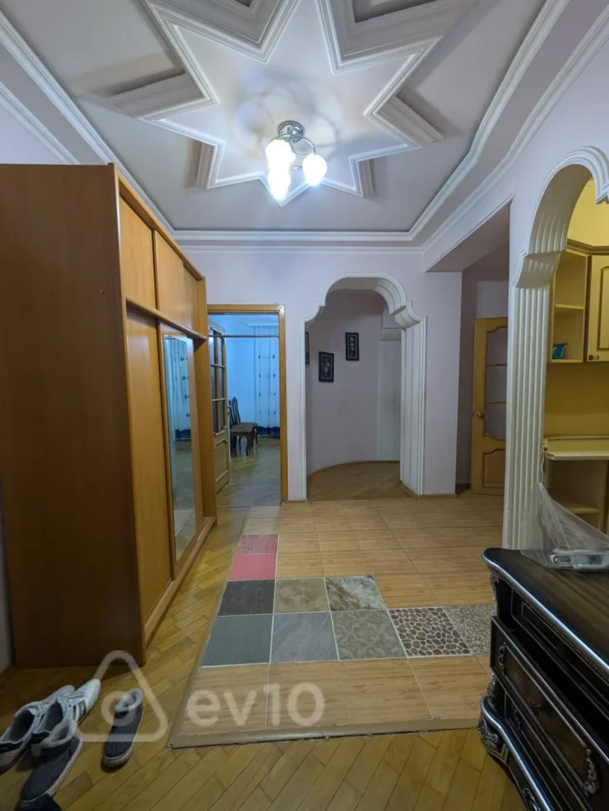 Kirayə verilir 3 otaqlı yeni tikili 85 m²