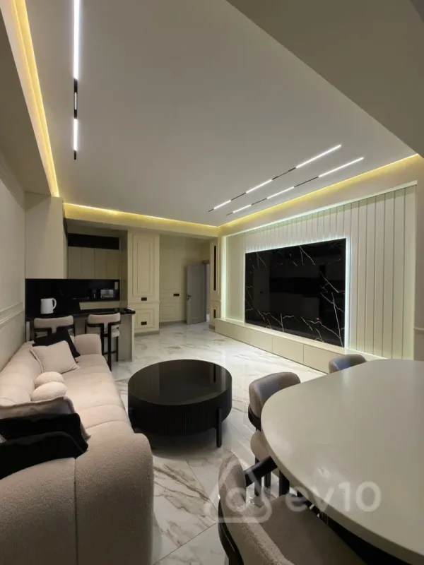 Satılır 3 otaqlı yeni tikili 105 m²