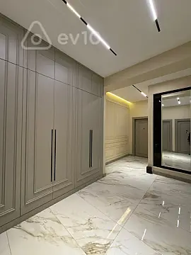 Satılır 3 otaqlı yeni tikili 105 m²