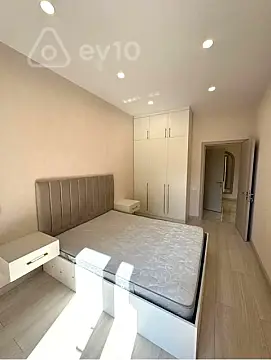 Kirayə verilir 2 otaqlı yeni tikili 60 m²