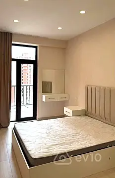 Kirayə verilir 2 otaqlı yeni tikili 60 m²