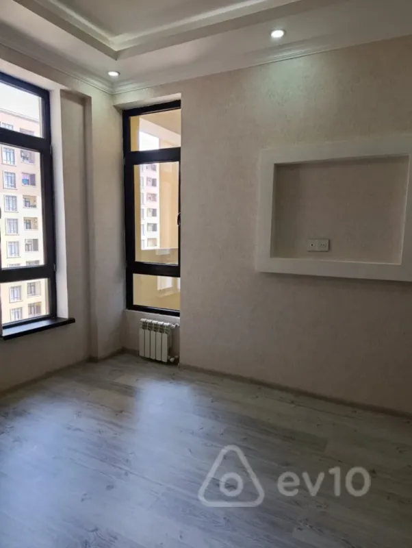 Satılır 1 otaqlı yeni tikili 45.6 m²