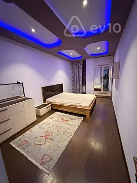 Kirayə verilir 3 otaqlı yeni tikili 120 m²
