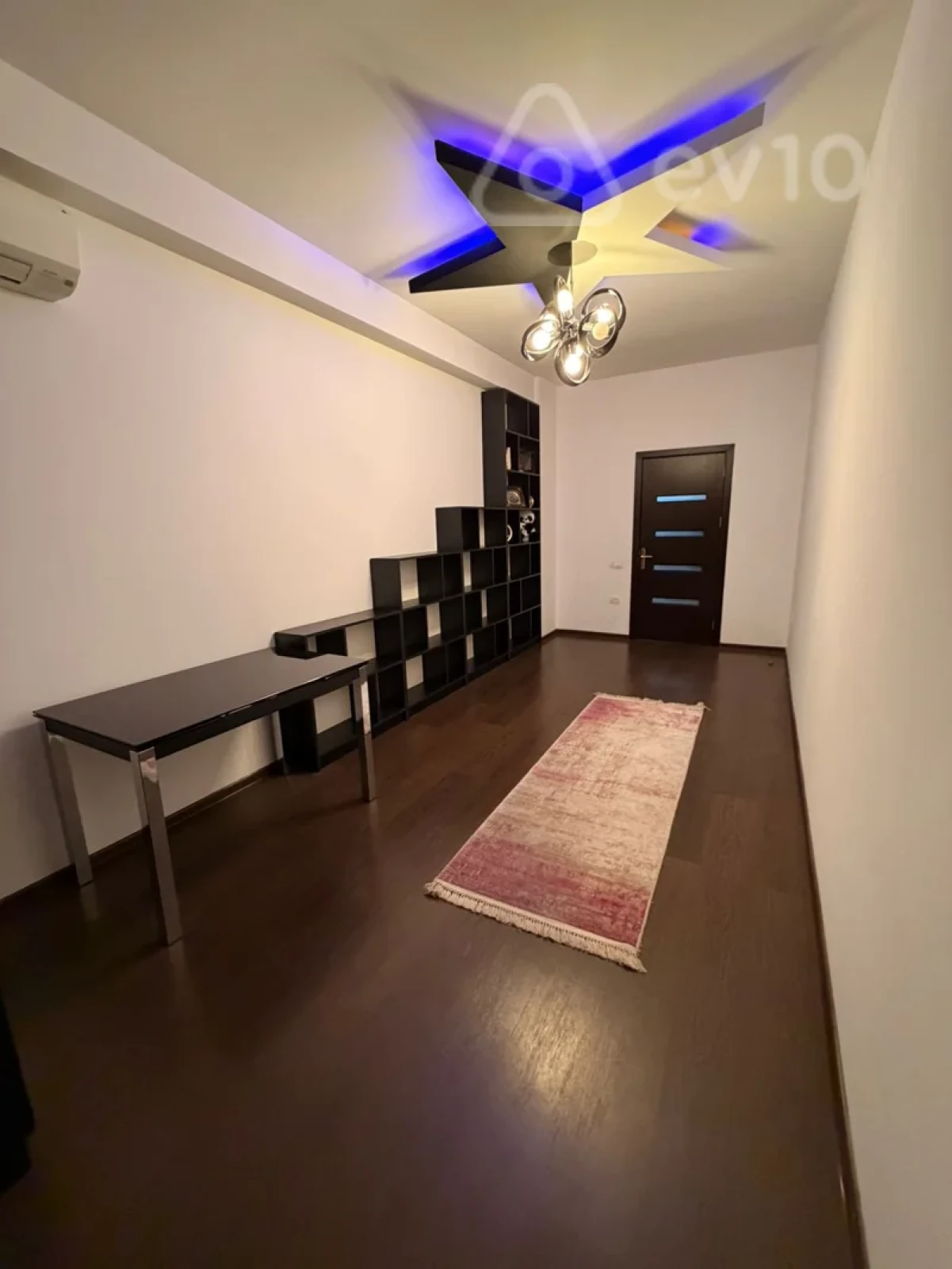 Kirayə verilir 3 otaqlı yeni tikili 120 m²