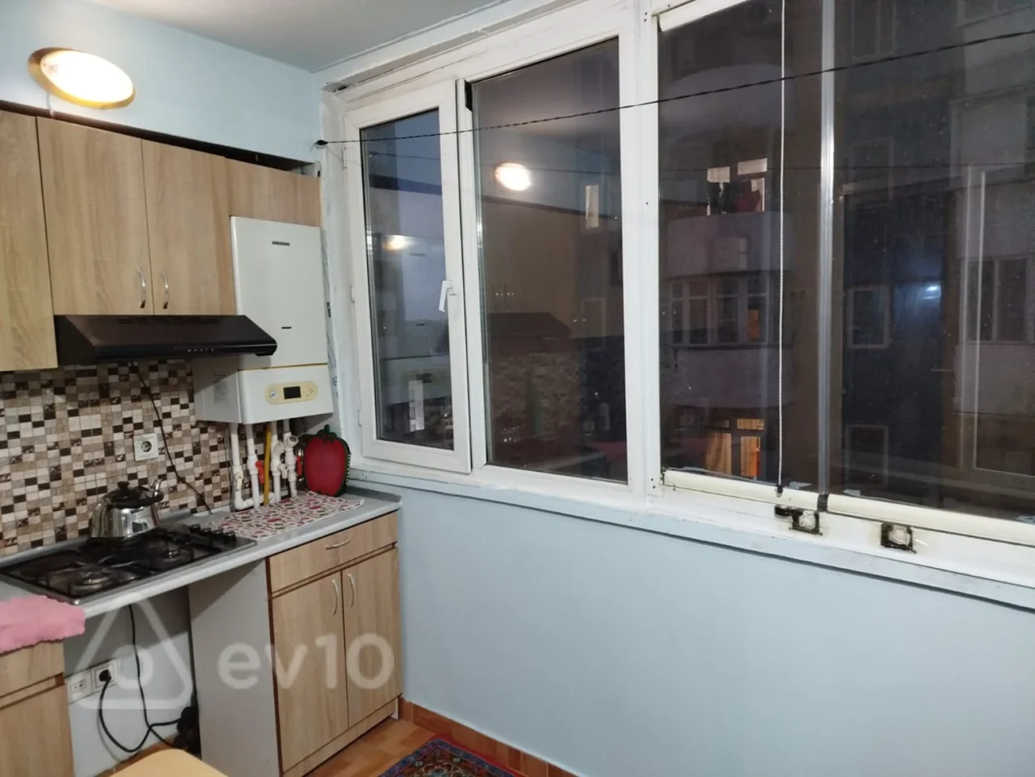 Kirayə verilir 3 otaqlı yeni tikili 85 m²