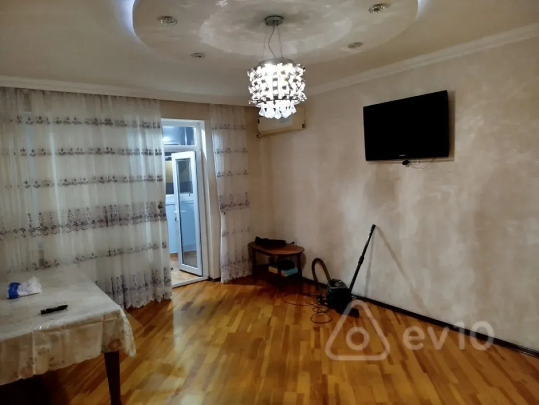 Kirayə verilir 3 otaqlı yeni tikili 85 m²
