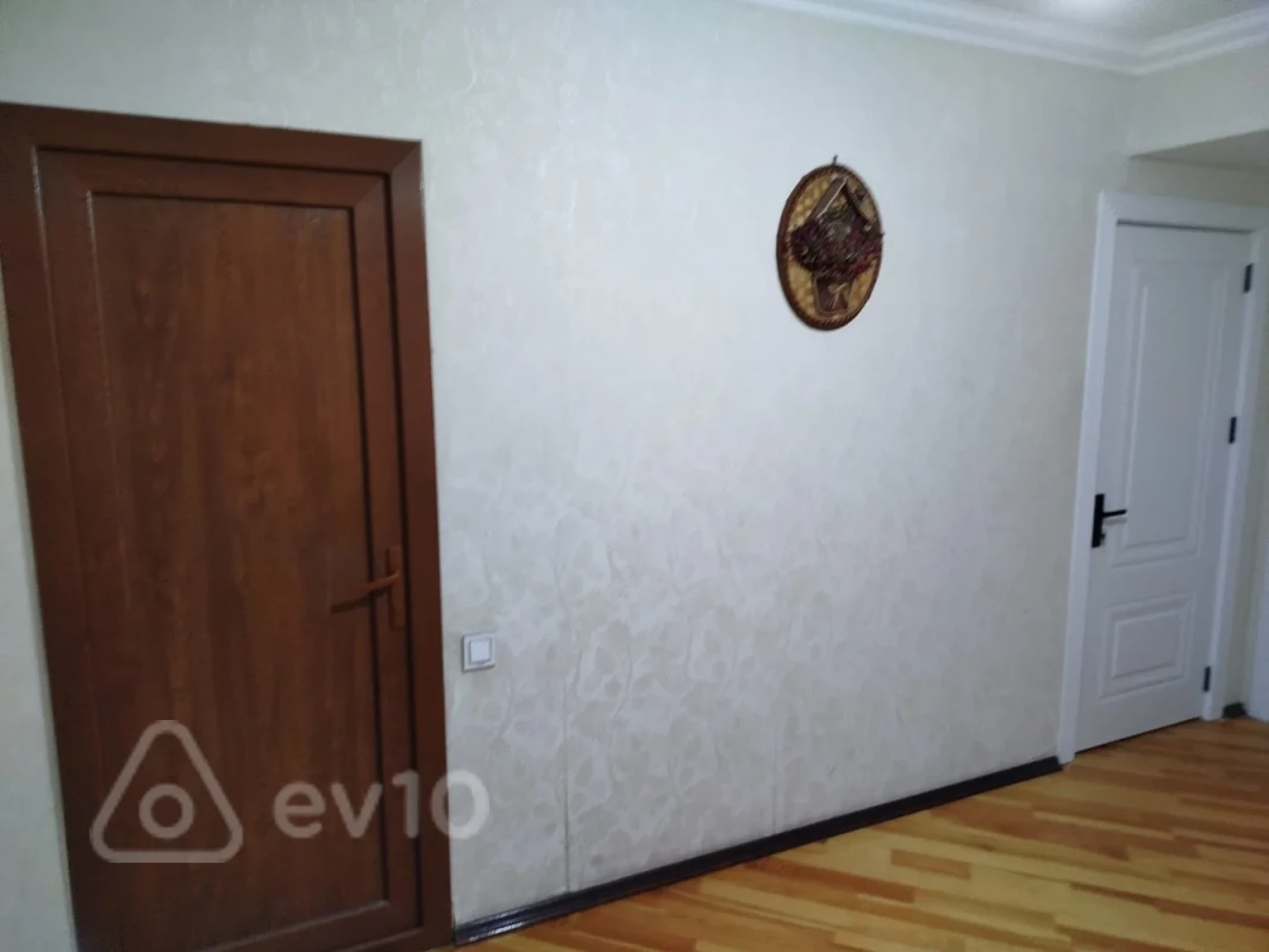 Kirayə verilir 3 otaqlı yeni tikili 85 m²