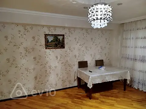 Kirayə verilir 3 otaqlı yeni tikili 85 m²