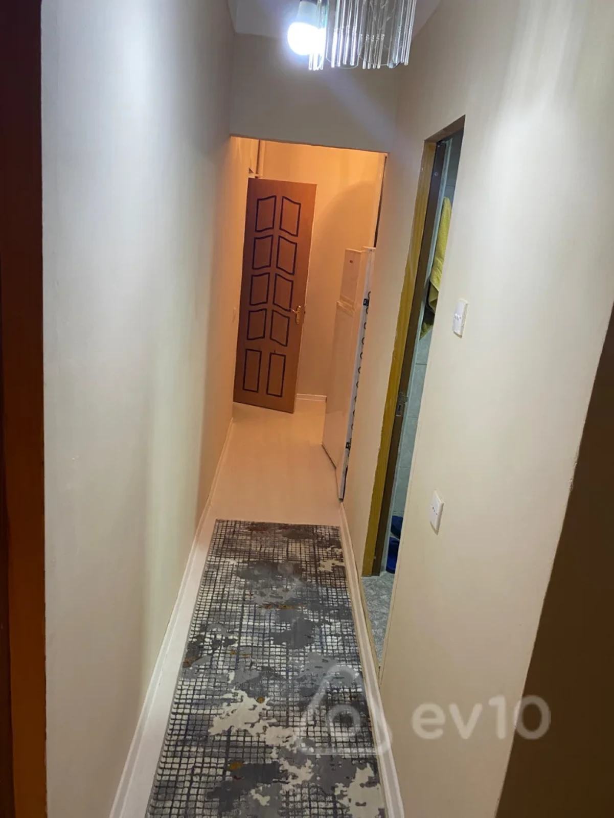 Kirayə verilir 2 otaqlı köhnə tikili 46 m²