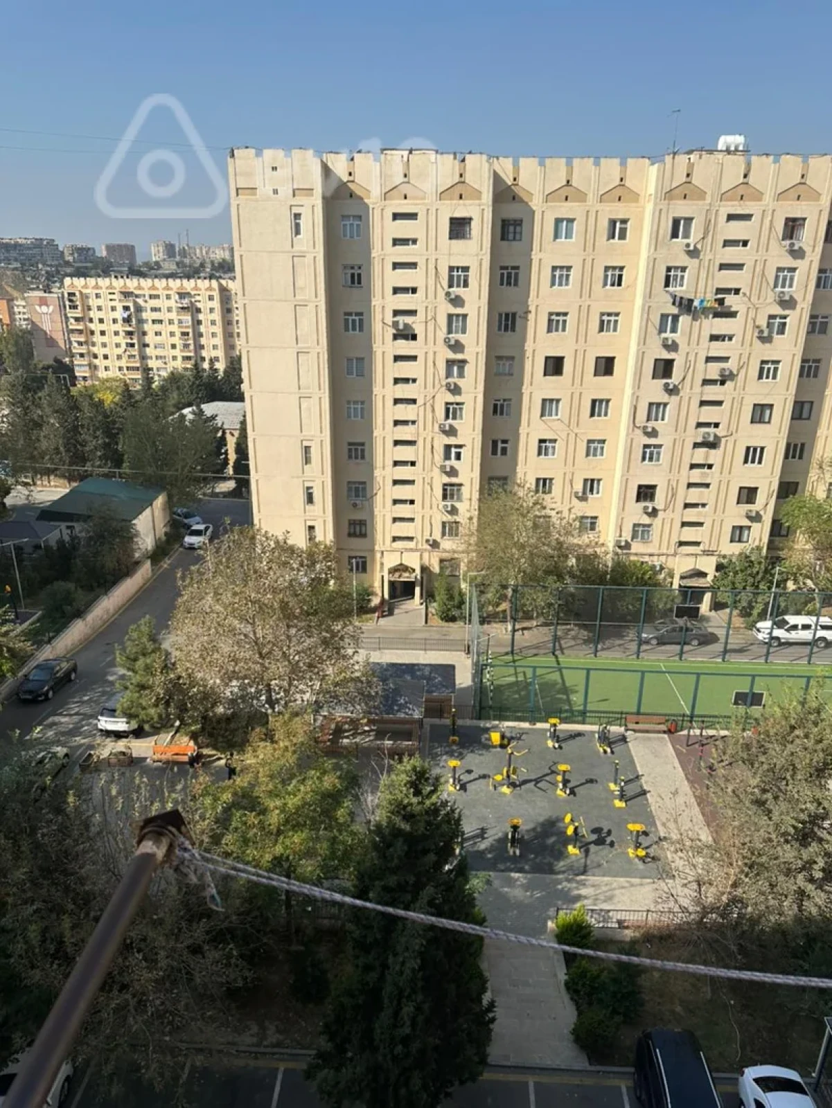 Satılır 2 otaqlı köhnə tikili 60 m²